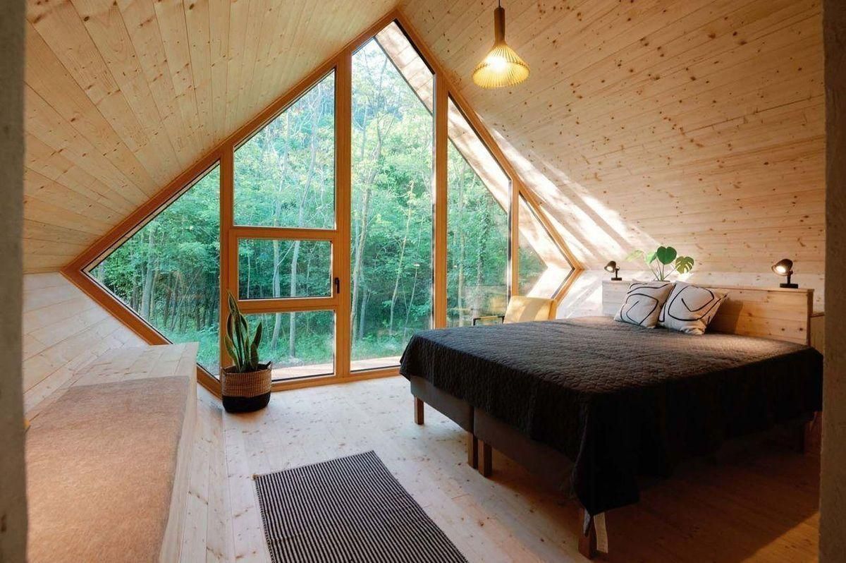 cabin balaton.jpg